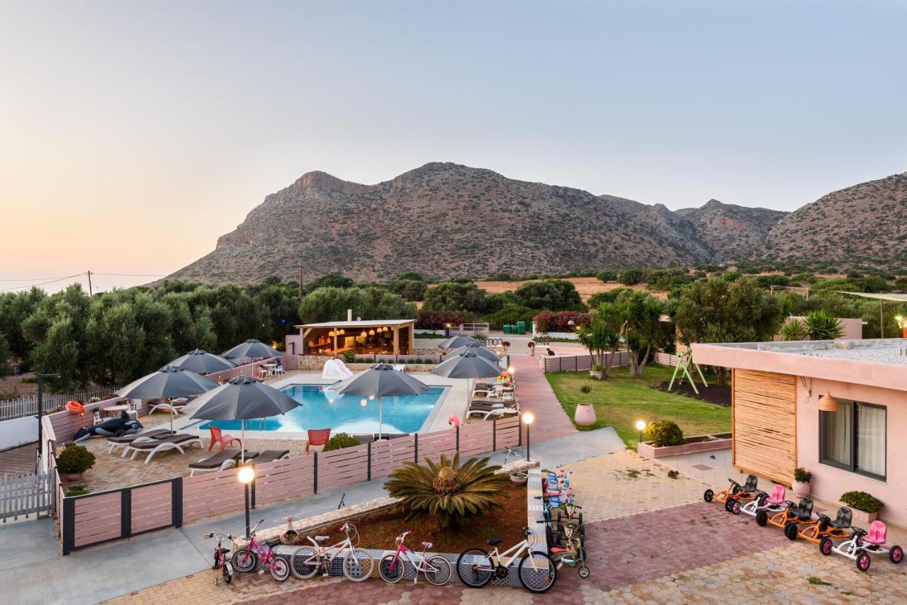 Paradisio Baby & Kinder Hotel Stavros  Exterior photo